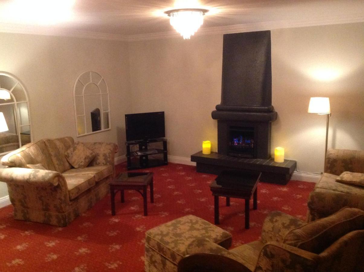 Glenwood House Hotel Carrigaline Eksteriør billede